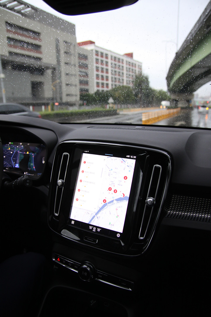 Volvo XC40 Recharge P8 搶先試駕