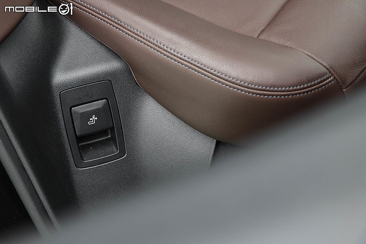 BMW X3 xDrive30i M Sport 小改款試駕｜不用攻頂M字，就已面面俱到！