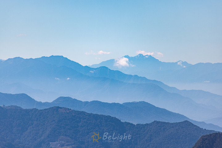 點我看大圖 三訪雪季雪山--星空 動物 飛上天