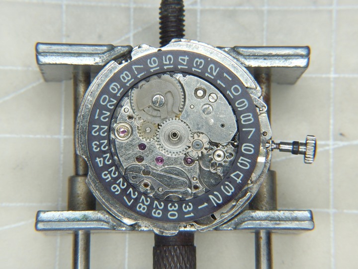 自娛玩修錶 - 遙思八零年代: SEIKO 5電視面(TV dial) 6309-510A自動上鏈老錶 (cal. 6309A)