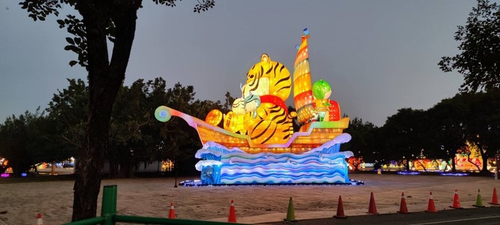 衛武營遠傳訊號