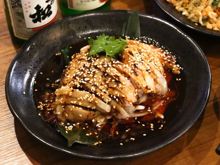 台中北屯串燒推薦|口水雞辣得爽快、八種雞腿串讓你吃得盡興