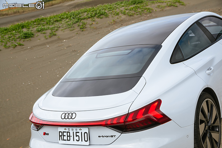 Audi RS e-tron GT試駕|後勁十足且充滿成熟魅力!