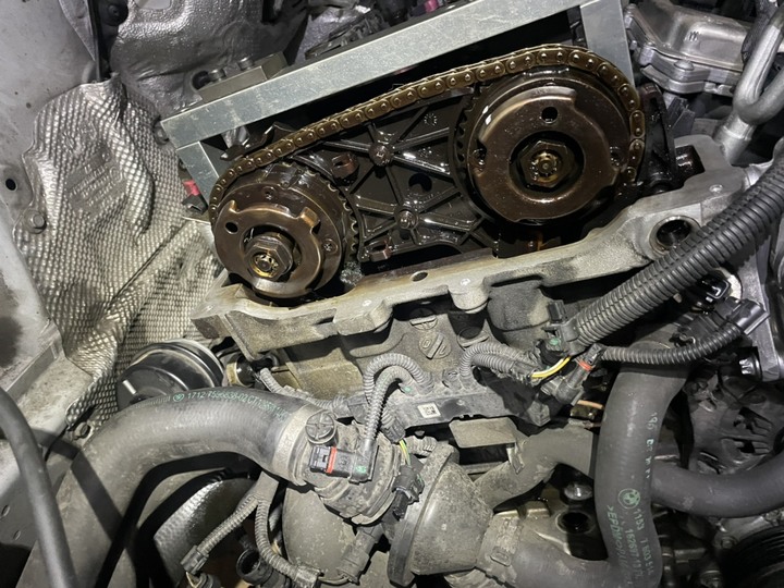 BMW F30 320I N20引擎更換正時鍊條/引擎腳
