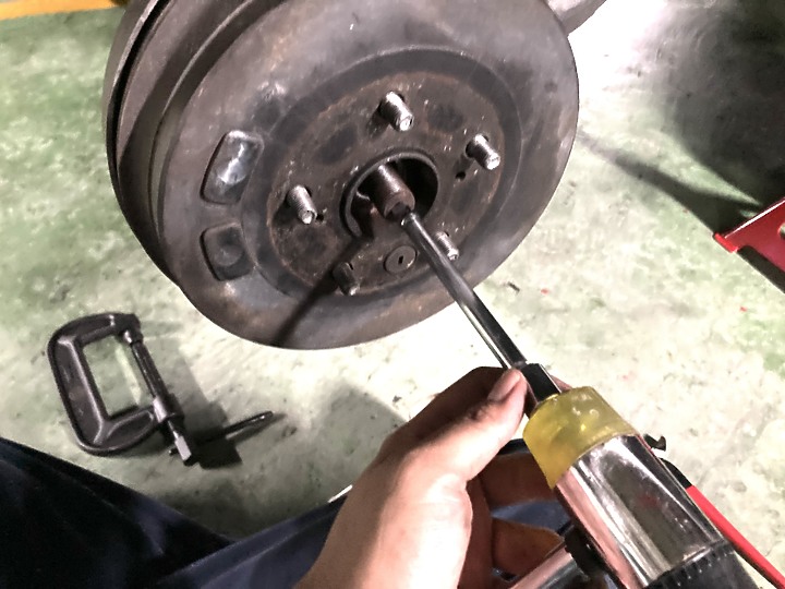 教學文:第一代RAV4 後傳動軸防塵套更換
