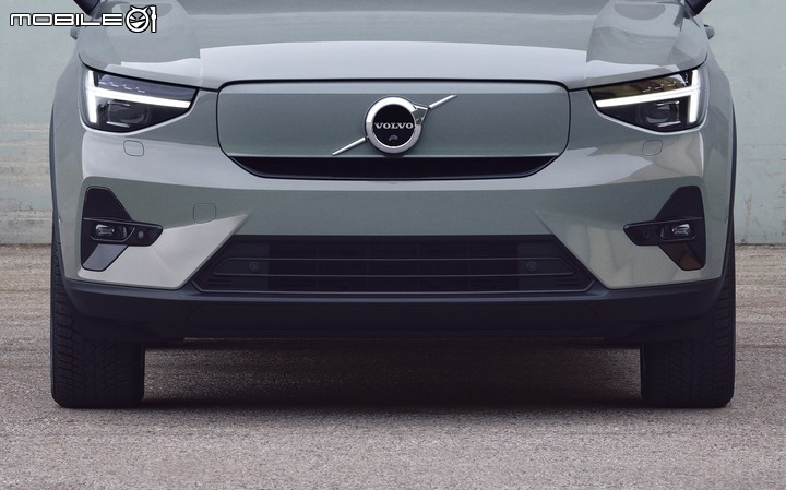 【海外新訊】Volvo C40 Recharge新增入門前驅版本,同時揭示XC40車系小改款更新!