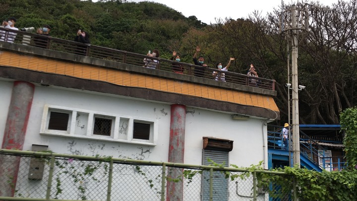 藍皮解憂號觀光列車(台東-枋寮)騎遊金崙