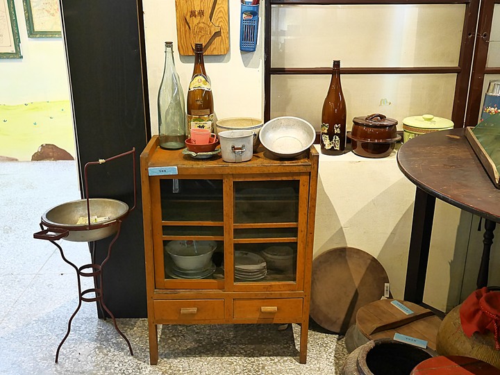 艋舺青山宮、朝北醫院、艋舺清水巖、萬華區史展示中心 — 艋舺市街散步之二