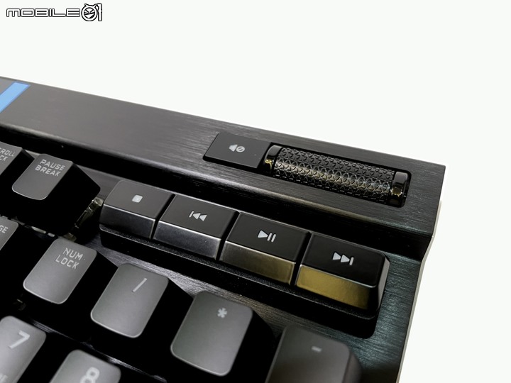 經典再現 CORSAIR K70 RGB PRO機械式鍵盤