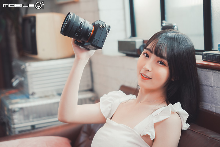 Sony FE PZ 16-35mm f/4 G 評測報告|353g 輕量超廣角 電動變焦加持攝錄都行!