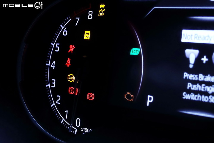 新手駕駛別再猜謎了!常見汽車儀錶燈號 & 按鍵功能報你知