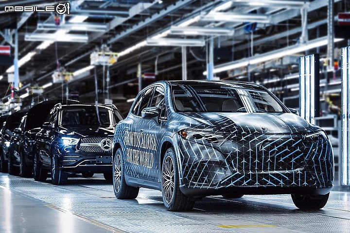 【海外新訊】Mercedes-Benz釋出EQS SUV最終測試照,預告4/19正式發表!