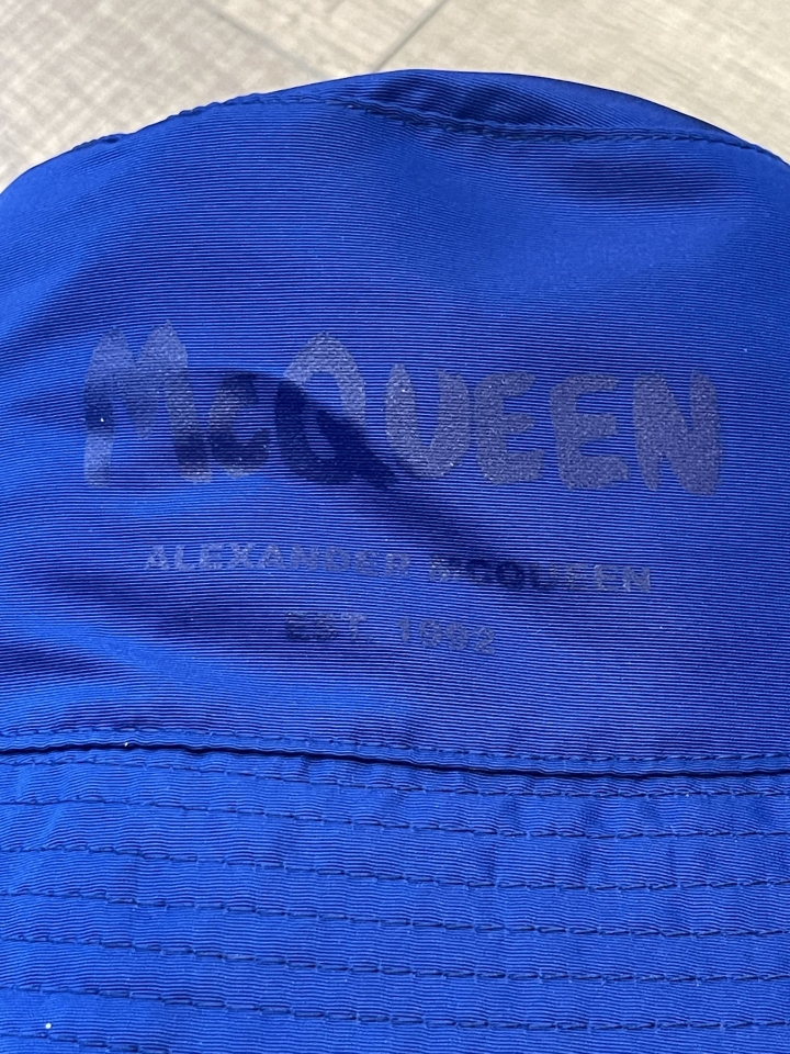 「開箱」Alexander McQueen 漁夫帽 & Off-White 口罩帶