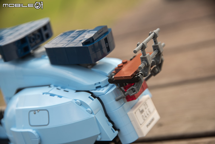 樂高 LEGO 10298 Vespa 125|忠於原貌的義式浪漫風情!