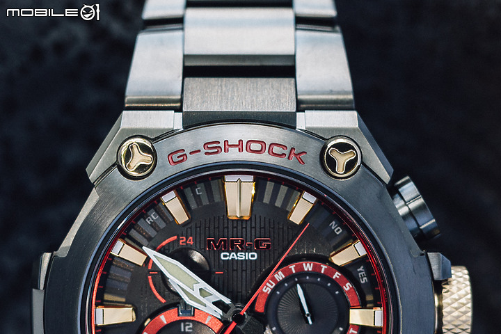 G-SHOCK「赤備」MRG-B2000B-1A4|賦予武士精神 成就品牌層峰!