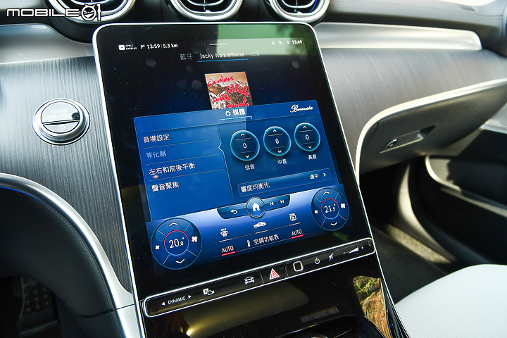 M-Benz C300 Estate運動版試駕 │ 能帥能跑更能載，科技跑旅人人愛！