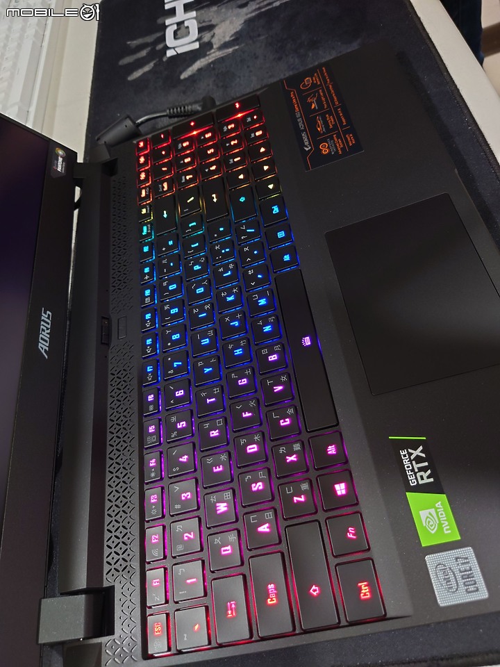 『CP值爆表開箱』技嘉 GIGABYTE AORUS 15G XC-8TW2430AH 電競筆電速開