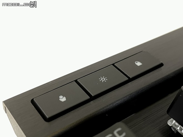 經典再現 CORSAIR K70 RGB PRO機械式鍵盤