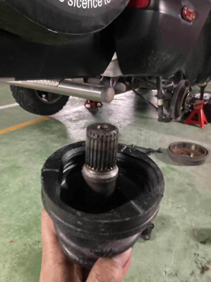 教學文:第一代RAV4 後傳動軸防塵套更換