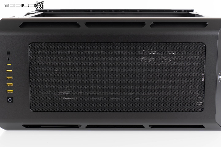 CORSAIR iCUE 5000T RGB 機殼開箱實裝 以滿滿燈效設計打造個人絢爛風格