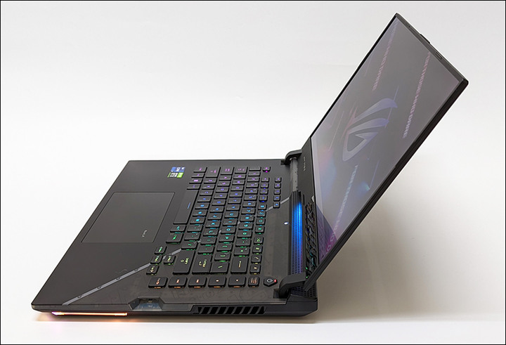 快速開箱:ROG Strix SCAR 15 G533ZW