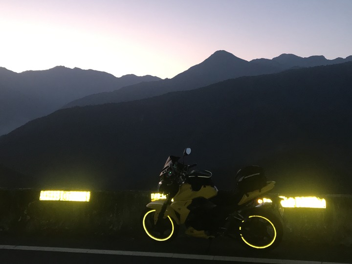 跨界 Cross 旅遊--翠巒、紅香、瑞岩、慈峰、翠峰、靜觀、合作、平靜、力行、華岡