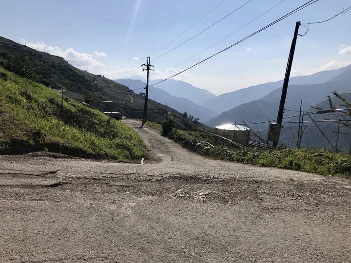 跨界 Cross 旅遊--翠巒、紅香、瑞岩、慈峰、翠峰、靜觀、合作、平靜、力行、華岡