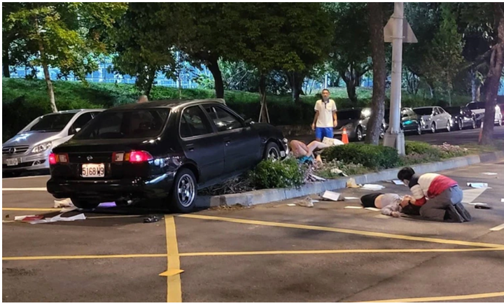 可惡! 天母德東飆車王高速衝撞行人釀1死2重傷 目擊者:他是飆速慣犯