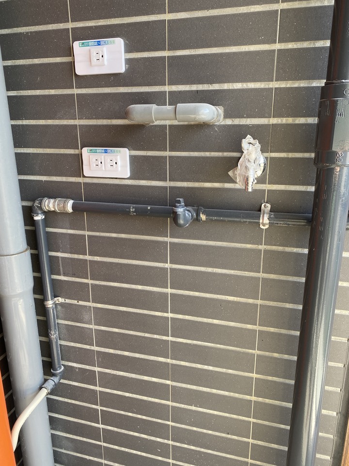 BOSCH 洗脫烘滾筒洗衣機 10/6 kg WDU28560TC 開箱、使用心得