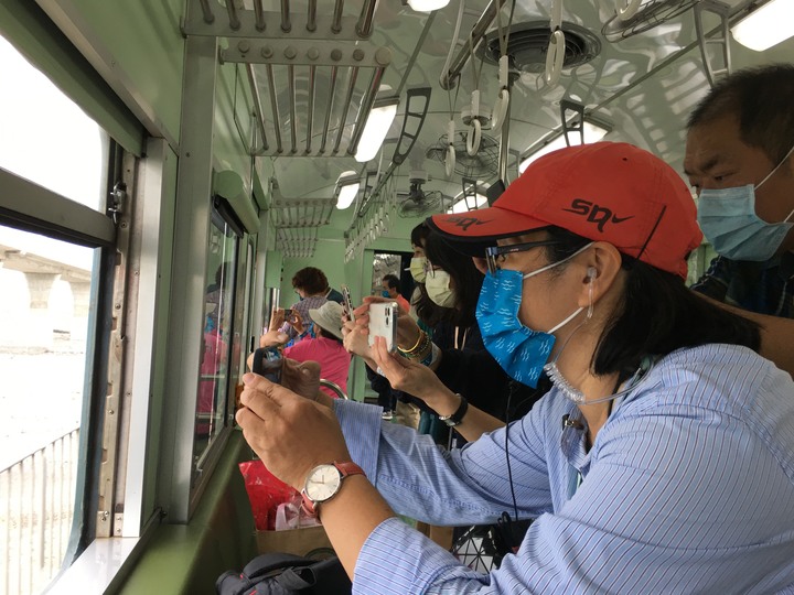 藍皮解憂號觀光列車(台東-枋寮)騎遊金崙