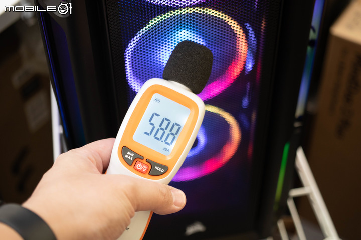 CORSAIR iCUE 5000T RGB 機殼開箱實裝 以滿滿燈效設計打造個人絢爛風格