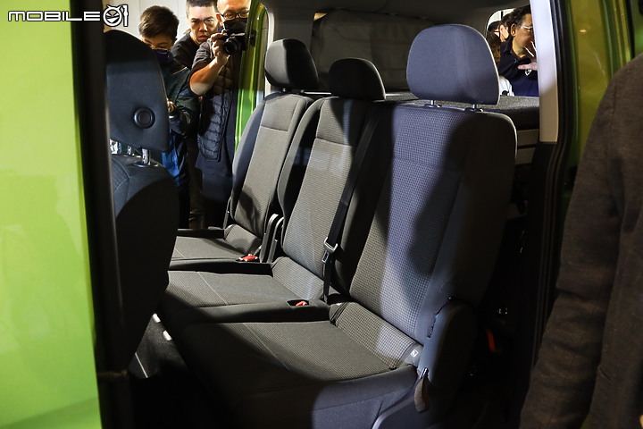 【採訪】福斯商旅 Caddy California 確定明年上市,另為 Caravelle 推出「VanLife Box 好野露營組」變身露營車!