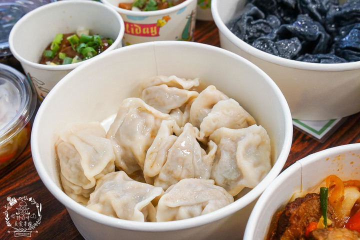 高雄真男饌品疆食堂!聘請新疆廚師製作道地皮帶麵!飽滿水餃一顆抵兩顆? 轉載 - 野田咩美食書國