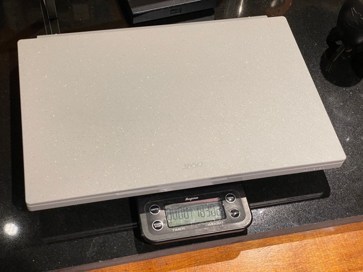 綠色環保材質!ACER Aspire Vero i5開箱