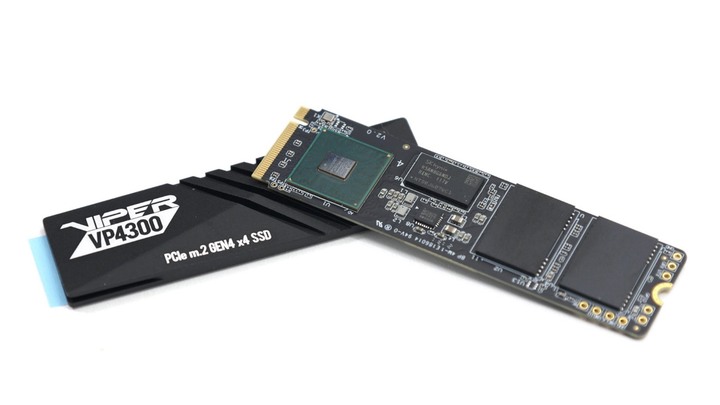 無光害 7400MB/s 極速 PCIe Gen4 x4 SSD，Patriot Viper VP4300 2TB