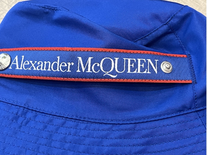「開箱」Alexander McQueen 漁夫帽 & Off-White 口罩帶