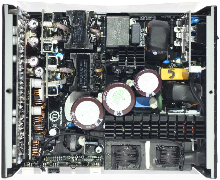 Thermaltake TOUGHPOWER TF1 1550W鈦金全模組化電源開箱