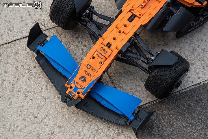 【樂高開箱】LEGO 42141 McLaren F1 Race Car,大比例就是香!