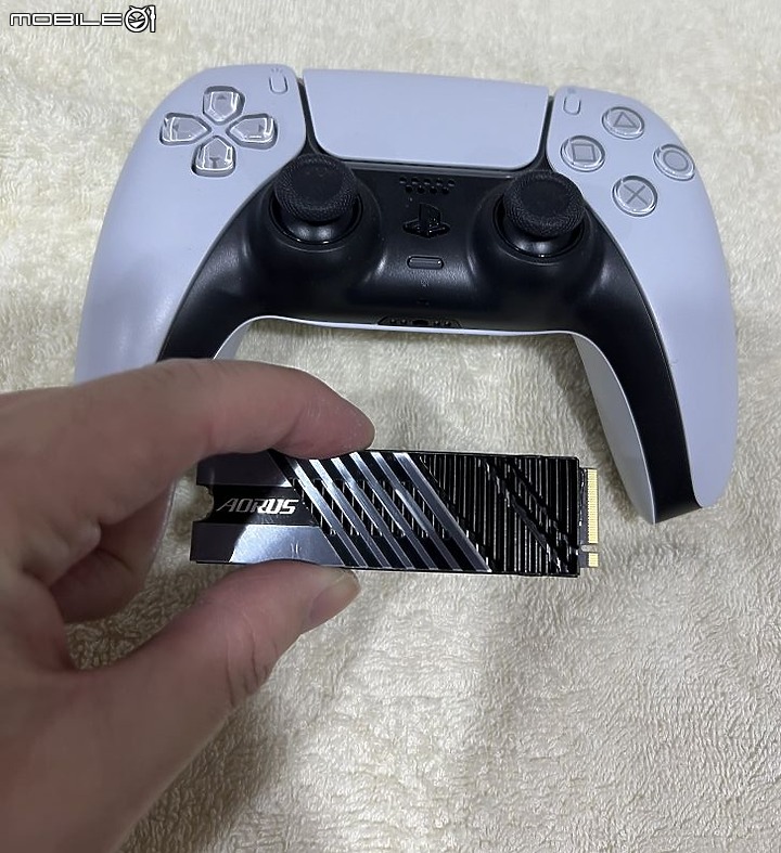 Gen4 下殺第一槍 AORUS NVMe Gen4 7000S 開箱
