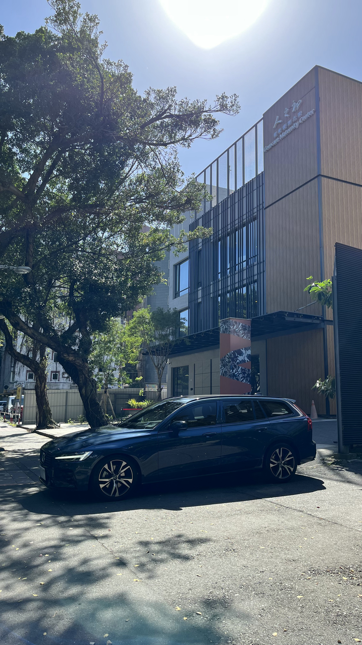 讓新的 V60,接全家人回家!