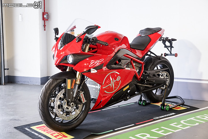 【採訪】紅牌電動重機自辦補助！Energica Ego+ RS、EVA Ribelle RS 與 EVA Esse Esse 9+ 提供最高 28.5 萬環保購車金！