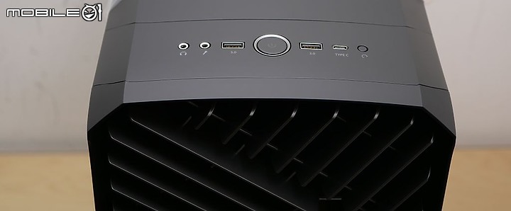 緊湊機身進化，空冷高階機殼首選 FD Torrent compact 雙面黑玻璃