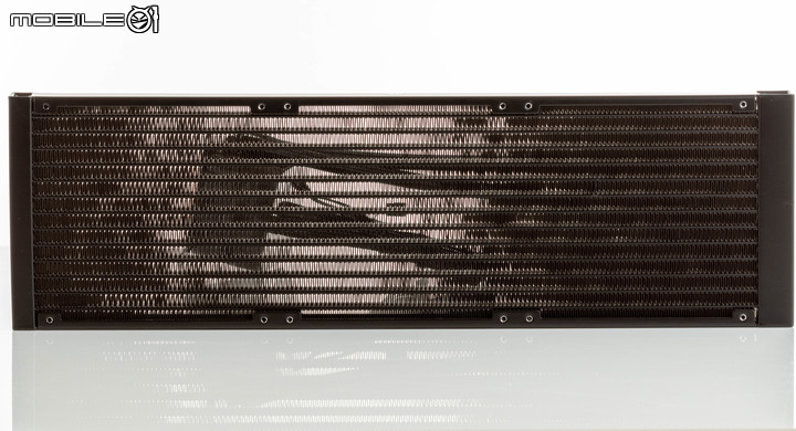 CORSAIR H170i/H150i ELITE LCD 水冷散熱器實測 頂尖散熱壓制力搭 LCD 螢幕更炫目
