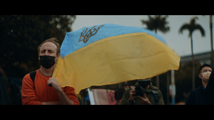 [ 影片記錄分享] 聲援烏克蘭🇺🇦集會. 使用 Panasonic S1 + 轉接式 2倍 變形鏡頭