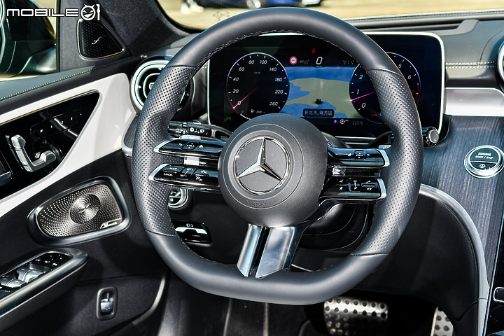 M-Benz C300 Estate運動版試駕 │ 能帥能跑更能載,科技跑旅人人愛!