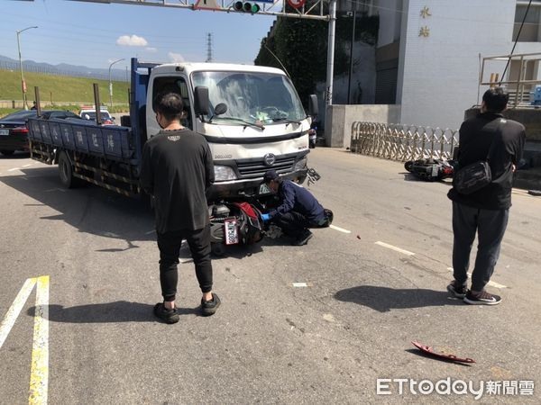 蘆洲環堤大道一周撞死2人警加強取締闖紅燈+違規穿越