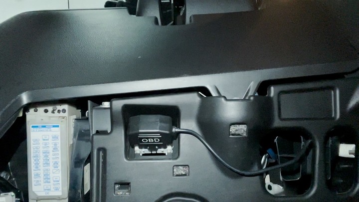 KARDI LiVE 車聯全時攝影機 哨兵模式、智慧駕駛偵測系統、完整圖資車輛定位、WDR夜視強化