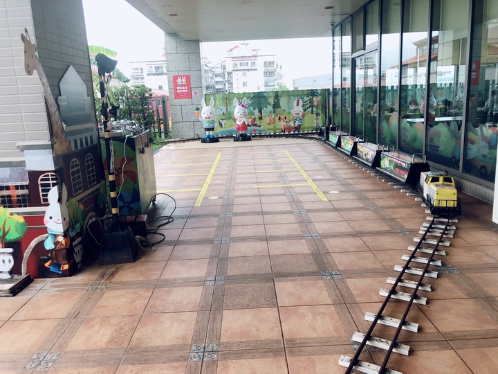 【時光機4年前的親子遊記】宜蘭|慶和橋、悦川酒店、親水公園,陰雨綿綿還是要放電!