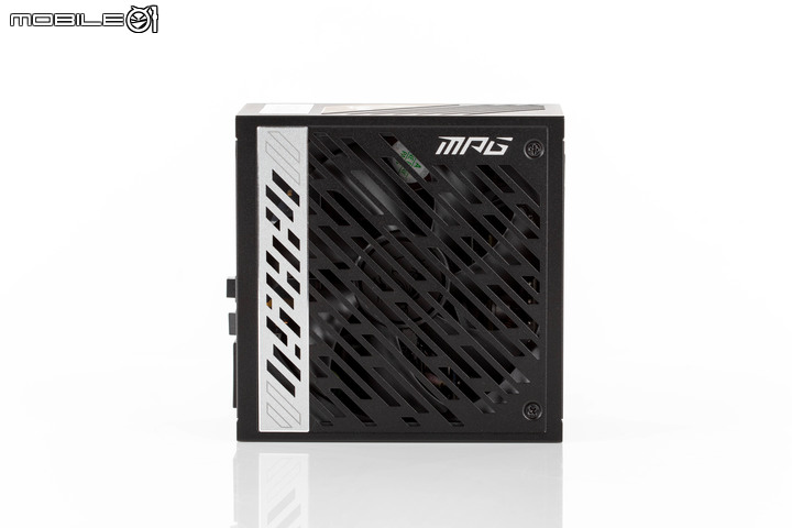 微星 GeForce RTX 3090 Ti SUPRIM X 24G 顯示卡開箱實測 消費級顯卡頂尖效能再突破