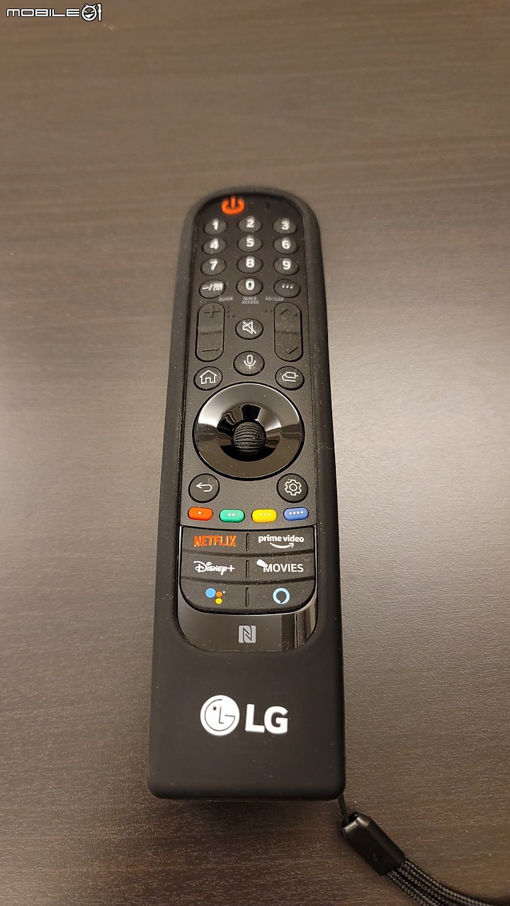 尺寸跟畫質障礙下的LG OLED55C1PSB簡單開箱